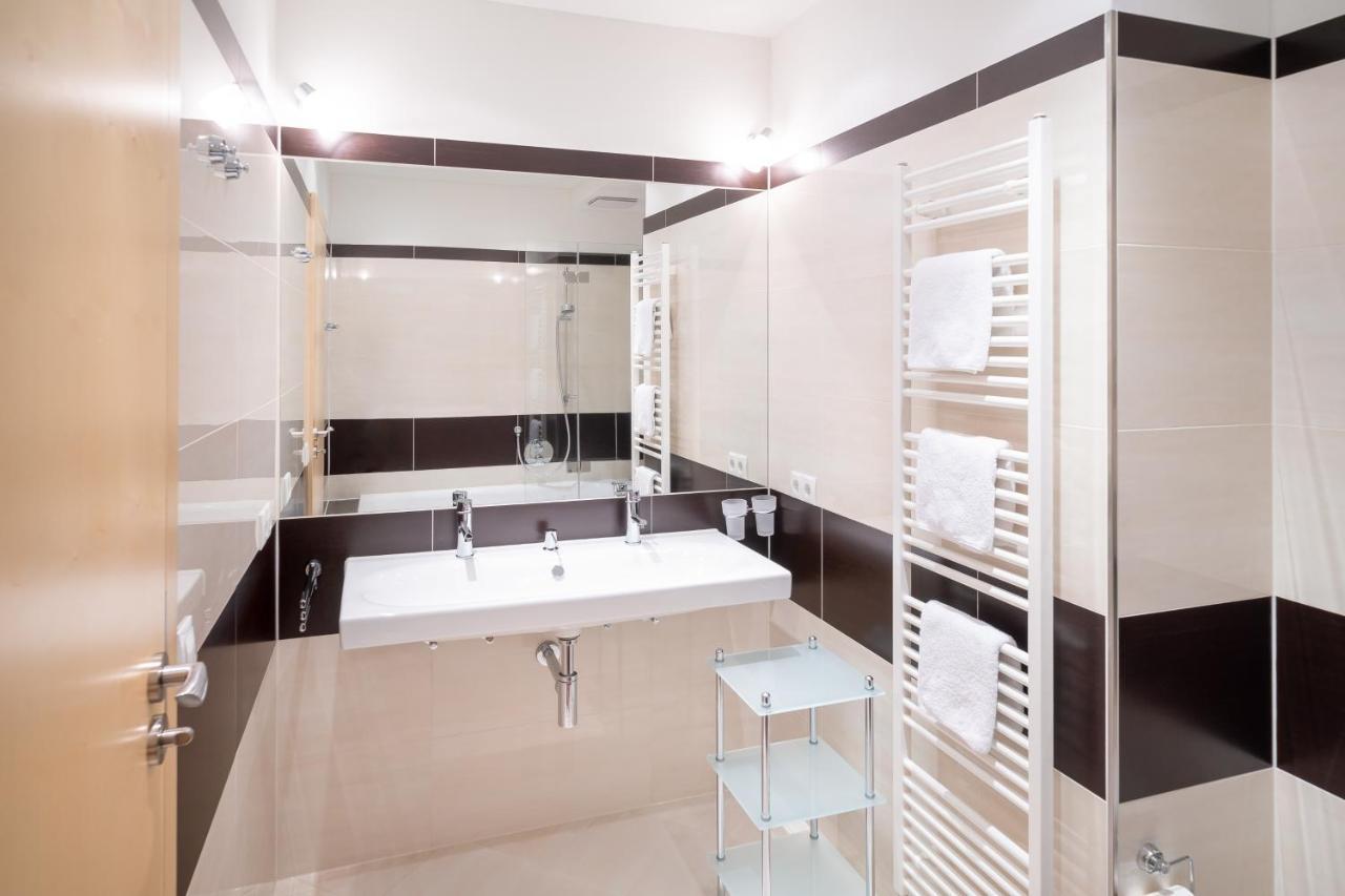 Bohemia Apartments ガルゲレン エクステリア 写真